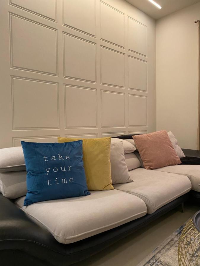 Comfort Apartament, Near The Beach Durrës Esterno foto