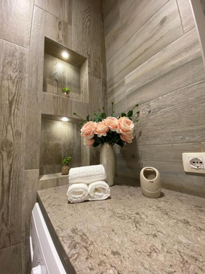 Comfort Apartament, Near The Beach Durrës Esterno foto